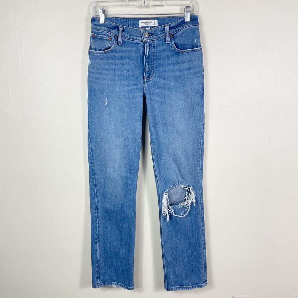 Abercrombie & Fitch Distressed Rigid Curve Love Low Rise 90s Straight Jeans